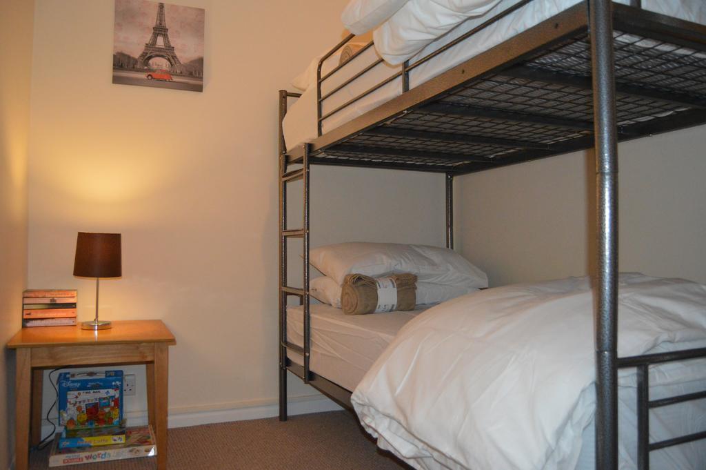 Chesterton Court Apartment Gloucester Ngoại thất bức ảnh